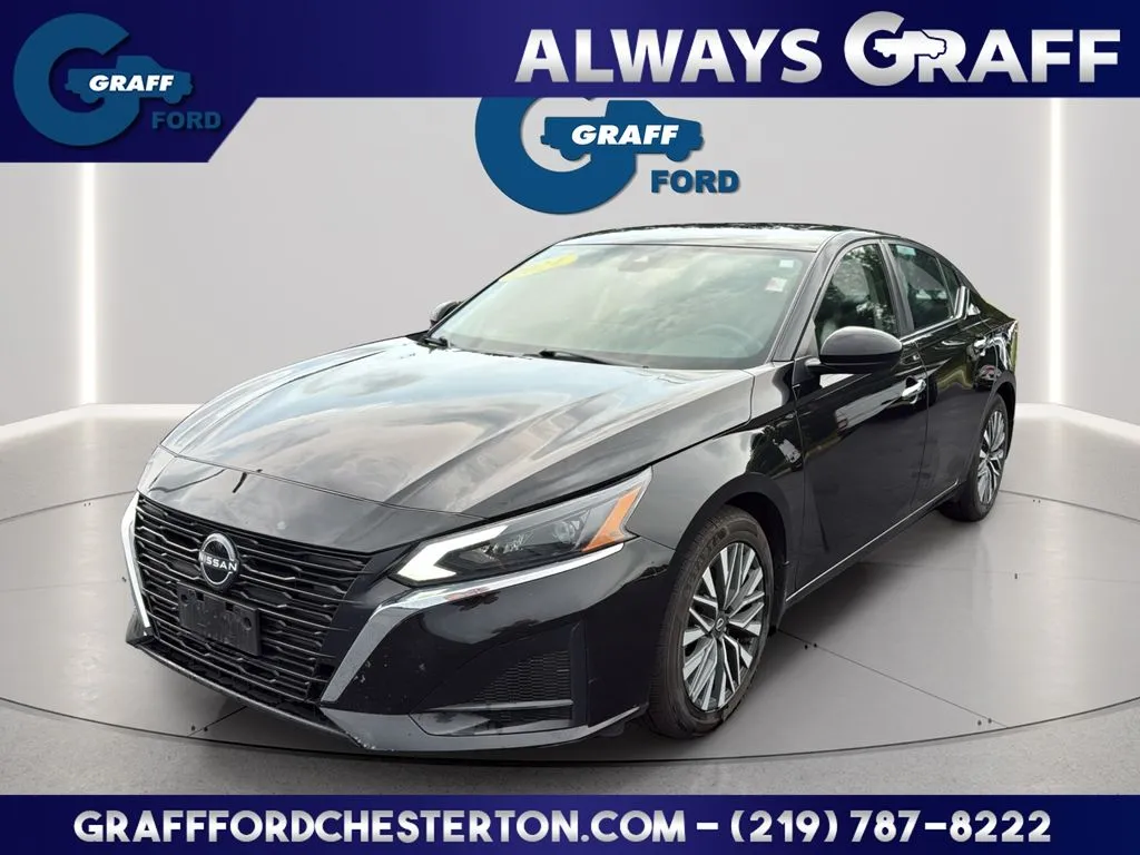 Black 2024 Nissan Altima 2.5 SV for sale in Chesterton, IN