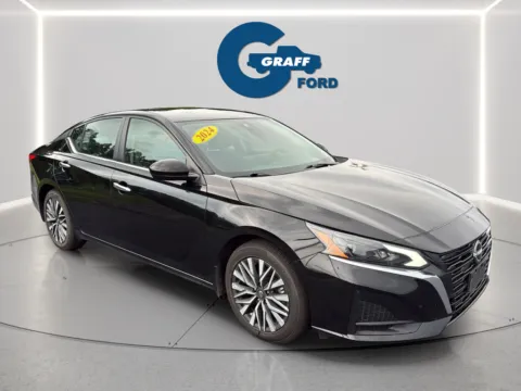 More photos of 2024 Nissan Altima 2.5 SV at Graff Ford of Chesterton, IN