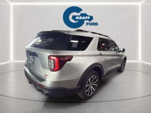 More photos of 2020 Ford Explorer ST at Graff Ford of Chesterton, IN