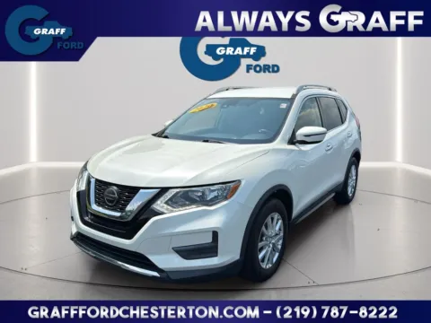 White 2020 Nissan Rogue SV for sale in Chesterton, IN