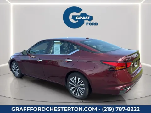 More photos of 2024 Nissan Altima 2.5 SV at Graff Ford of Chesterton, IN