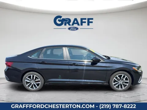 More photos of 2025 Volkswagen Jetta 1.5T SE at Graff Ford of Chesterton, IN