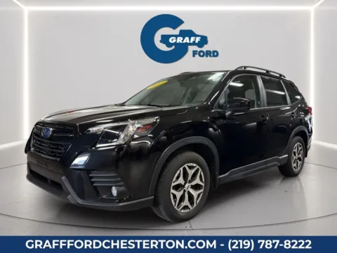 Black 2023 Subaru Forester Premium for sale in Chesterton, IN