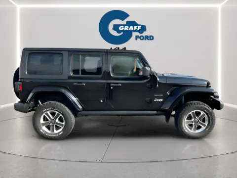 More photos of 2018 Jeep Wrangler Unlimited Sahara at Graff Ford of Chesterton, IN