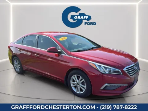 More photos of 2015 Hyundai Sonata SE at Graff Ford of Chesterton, IN