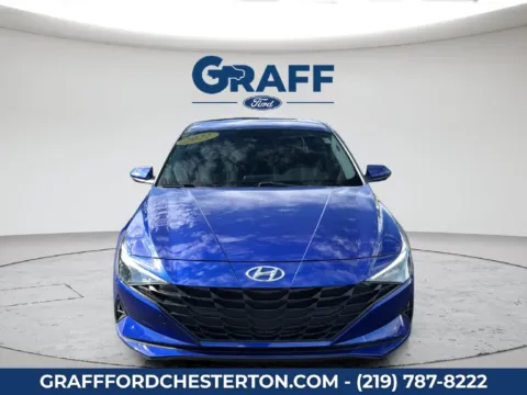 Photos of 2022 Hyundai Elantra SEL for sale in Chesterton, IN at Graff Ford of Chesterton