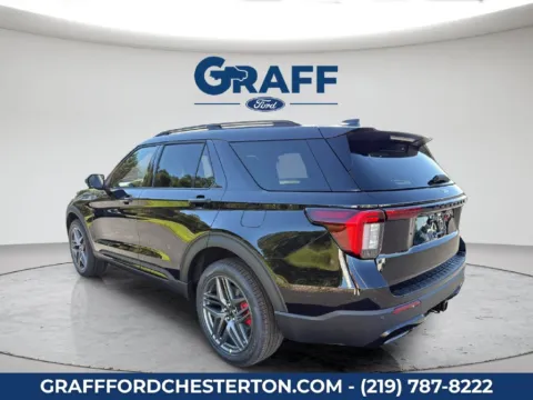 More photos of 2027 Ford Explorer ST-Line at Graff Ford of Chesterton, IN