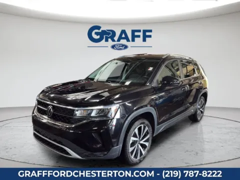 Unknown 2024 Volkswagen Taos 1.5T SE for sale in Chesterton, IN