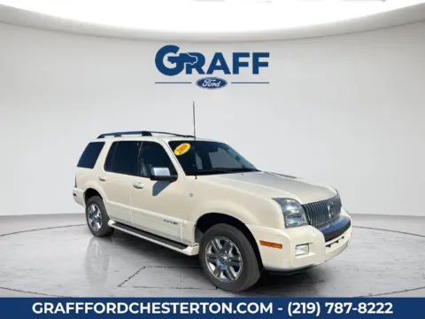 More photos of 2009 Mercury Mountaineer Premier at Graff Ford of Chesterton, IN