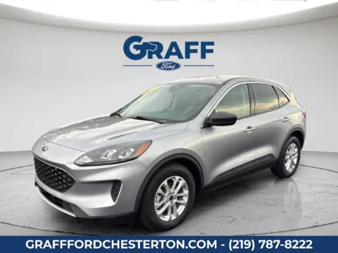 Photos of 2022 Ford Escape Hybrid SE for sale in Chesterton, IN at Graff Ford of Chesterton