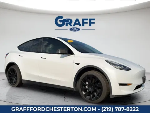 More photos of 2021 Tesla Model Y Long Range at Graff Ford of Chesterton, IN