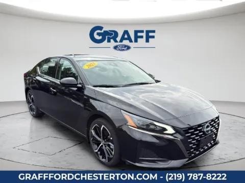 More photos of 2025 Nissan Altima 2.5 SR at Graff Ford of Chesterton, IN
