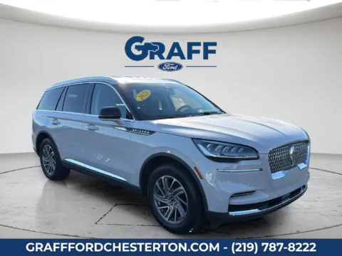 More photos of 2023 Lincoln Aviator Standard at Graff Ford of Chesterton, IN