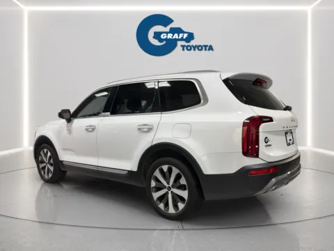 More photos of 2022 Kia Telluride S at Graff Toyota, IN