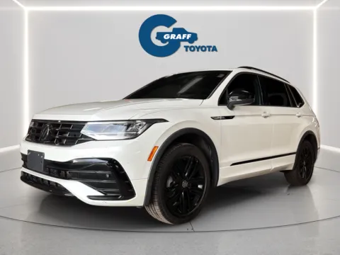 Photos of 2022 Volkswagen Tiguan 2.0T SE R-Line Black for sale in Burns Harbor, IN at Graff Toyota