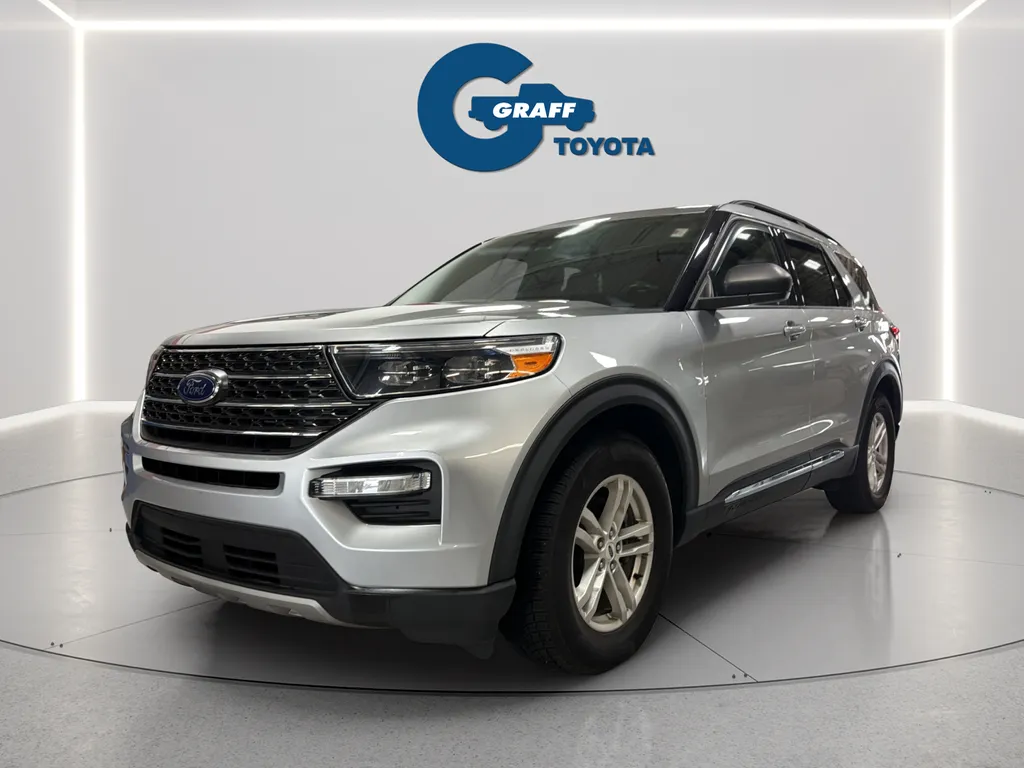 Silver 2020 Ford Explorer XLT for sale in Burns Harbor, IN