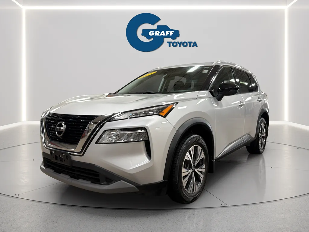 Silver 2021 Nissan Rogue SV for sale in Burns Harbor, IN