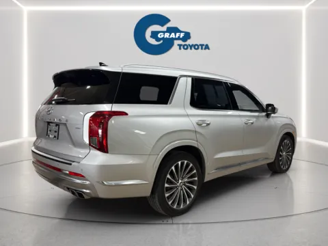 More photos of 2023 Hyundai Palisade Calligraphy at Graff Toyota, IN