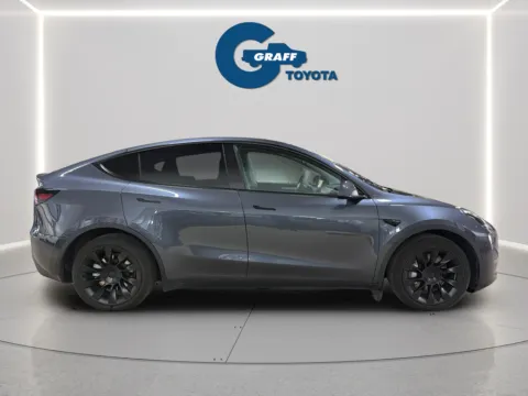 More photos of 2023 Tesla Model Y Long Range at Graff Toyota, IN