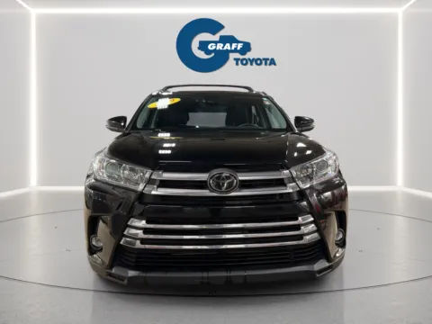 Photos of 2019 Toyota Highlander Limited for sale in Burns Harbor, IN at Graff Toyota
