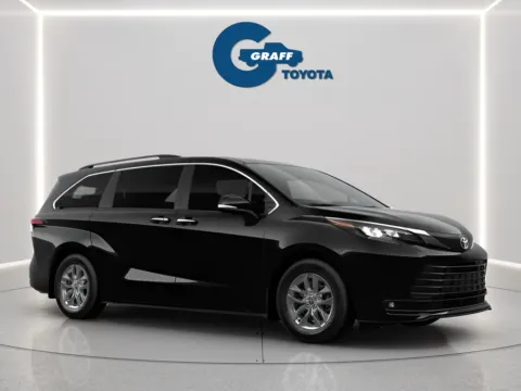 More photos of 2026 Toyota Sienna XLE at Graff Toyota, IN