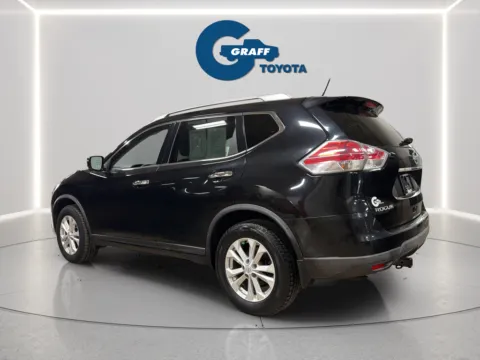 More photos of 2016 Nissan Rogue SV at Graff Toyota, IN