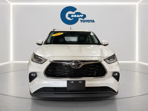 Another view of 2023 Toyota Highlander Limited for sale in Burns Harbor, IN at Graff Toyota
