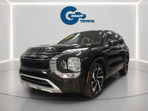 Photos of 2022 Mitsubishi Outlander SEL for sale in Burns Harbor, IN at Graff Toyota