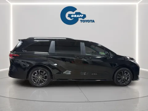 More photos of 2026 Toyota Sienna XSE at Graff Toyota, IN
