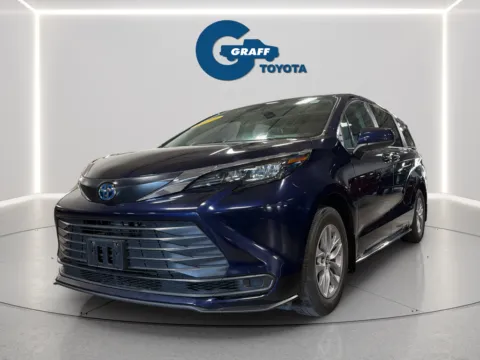 Gray 2024 Toyota Sienna LE for sale in Burns Harbor, IN