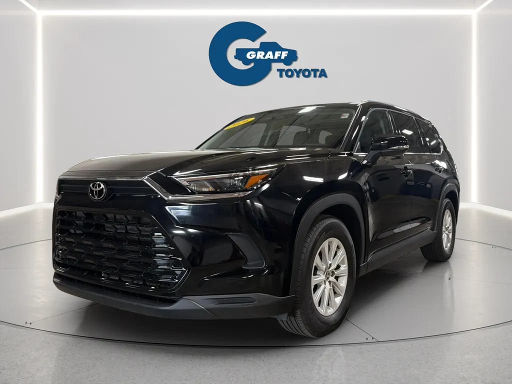 Black 2026 Toyota Grand Highlander XLE for sale in Burns Harbor, IN