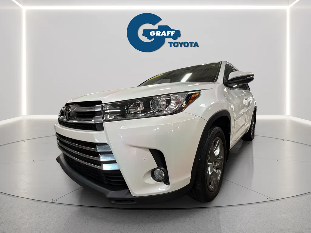 2017 Toyota Highlander Limited Platinum for sale in Burns Harbor, IN