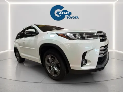 Another view of 2017 Toyota Highlander Limited Platinum for sale in Burns Harbor, IN at Graff Toyota