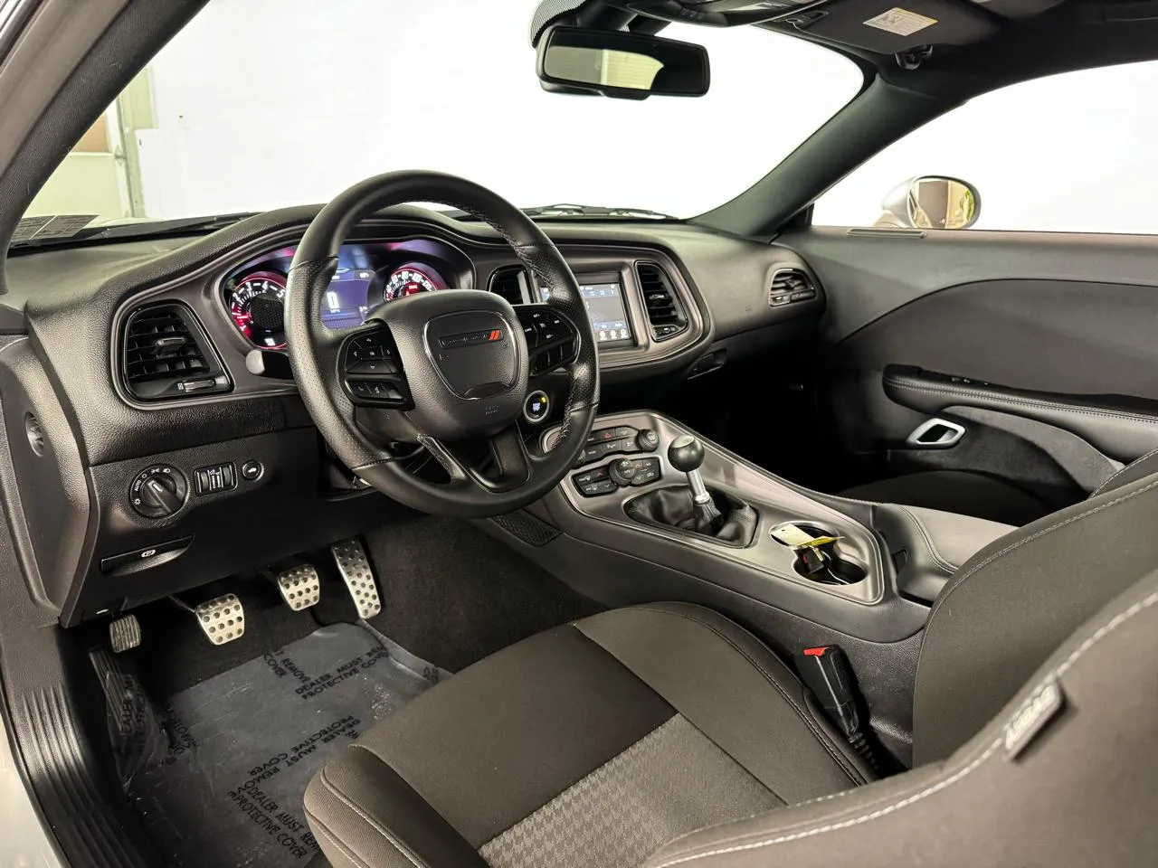 2023 Dodge Challenger R/T - Photo 13