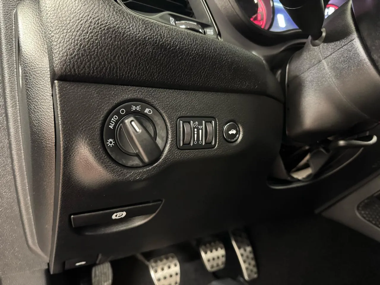 2023 Dodge Challenger R/T - Photo 20