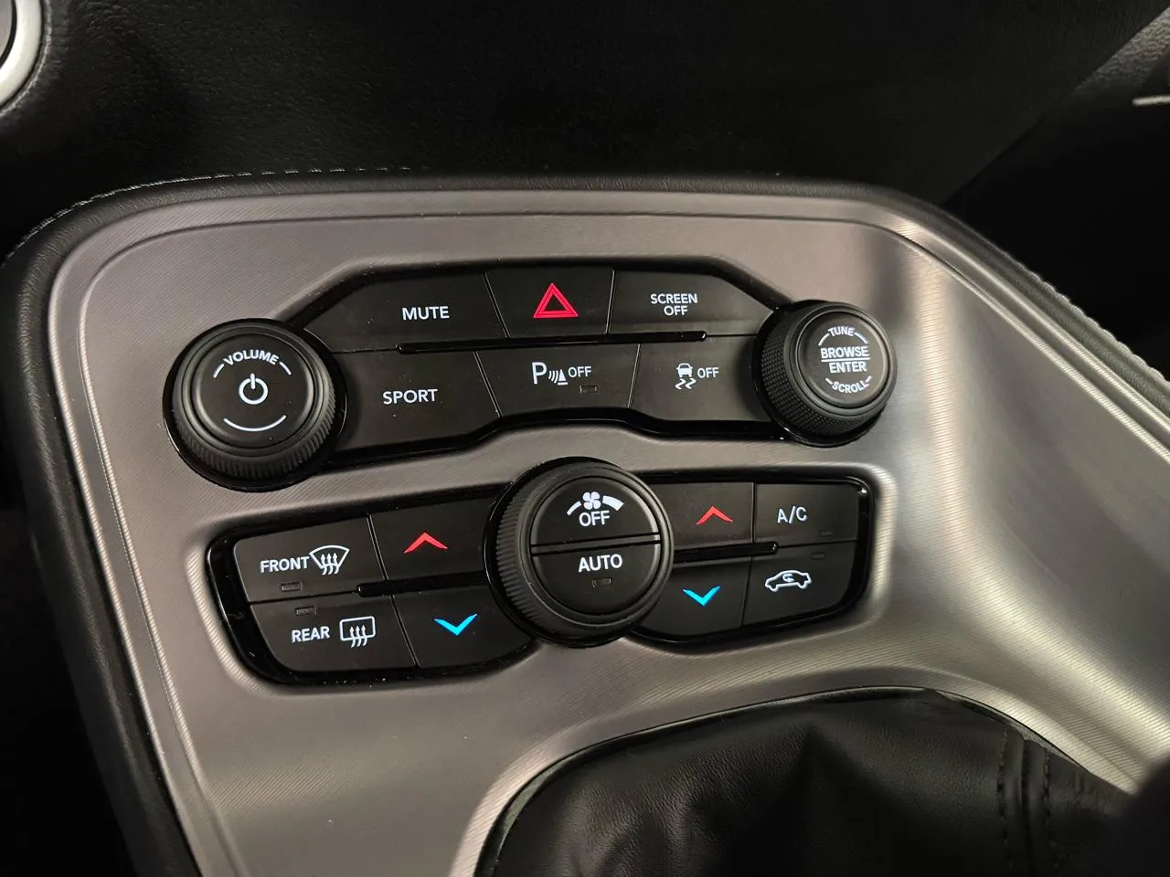 2023 Dodge Challenger R/T - Photo 27