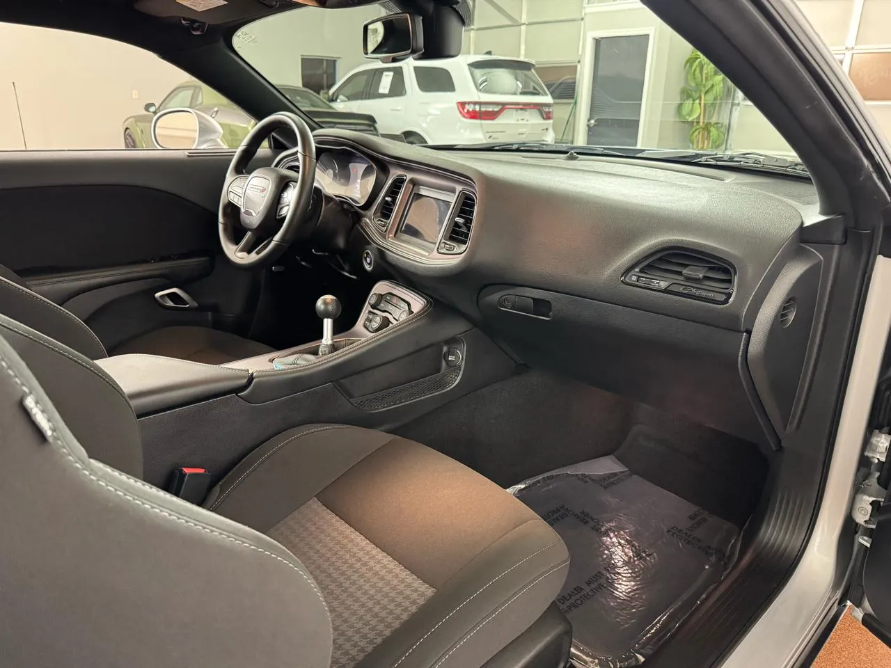 2023 Dodge Challenger R/T - Photo 33