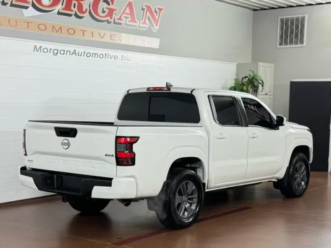 Another view of 2025 Nissan Frontier Crew Cab SV 4x4 for sale in Manheim, PA at Morgan Automotive