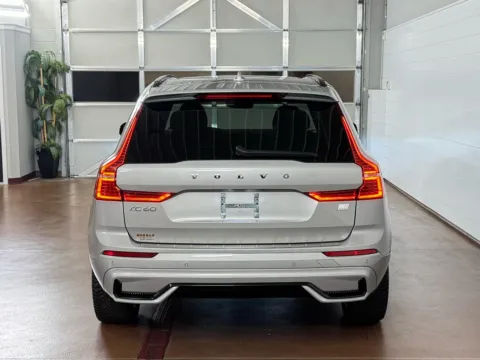 More photos of 2023 Volvo XC60 Recharge Plug-I T8 Plus Dark Theme at Morgan Automotive, PA