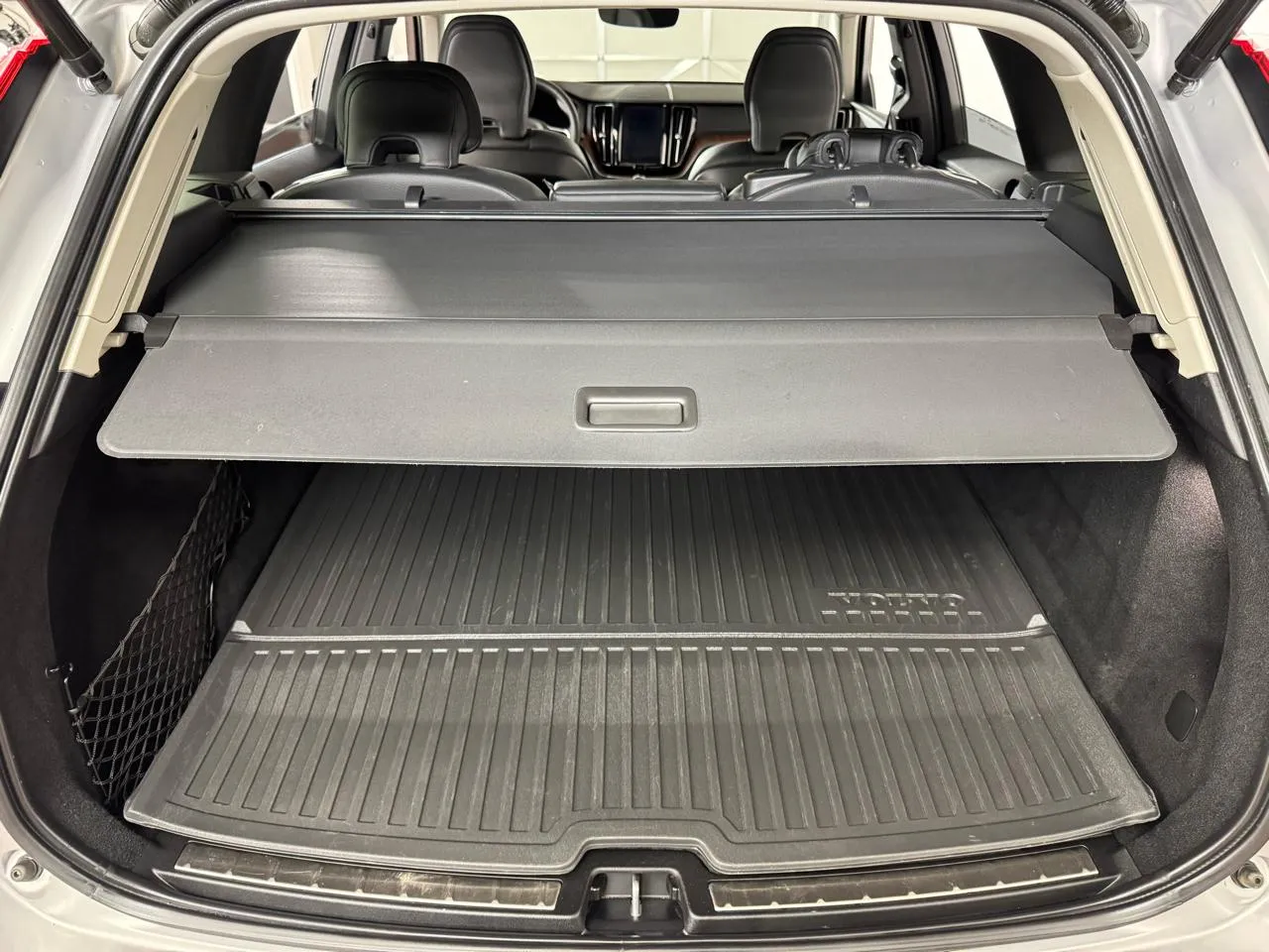 2023 Volvo XC60 Plus - Photo 37