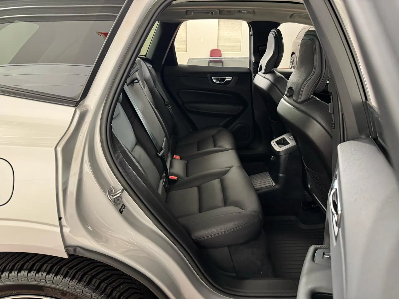 2023 Volvo XC60 Plus - Photo 39