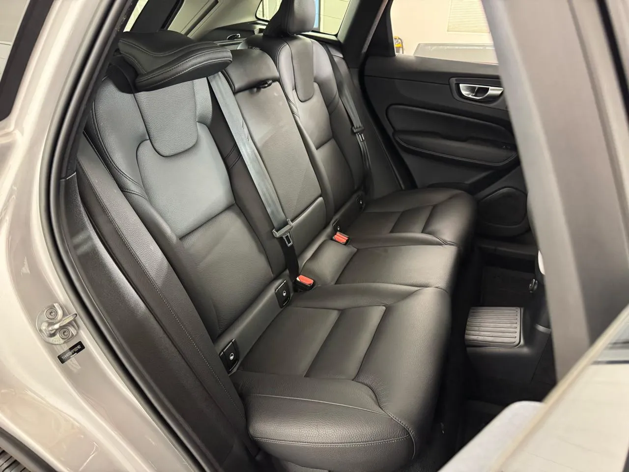 2023 Volvo XC60 Plus - Photo 40