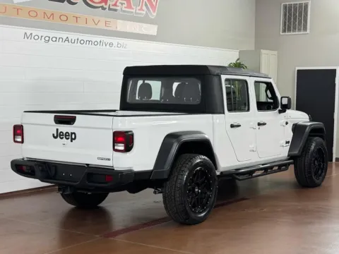 Another view of 2021 Jeep Gladiator Sport 4x4 for sale in Manheim, PA at Morgan Automotive
