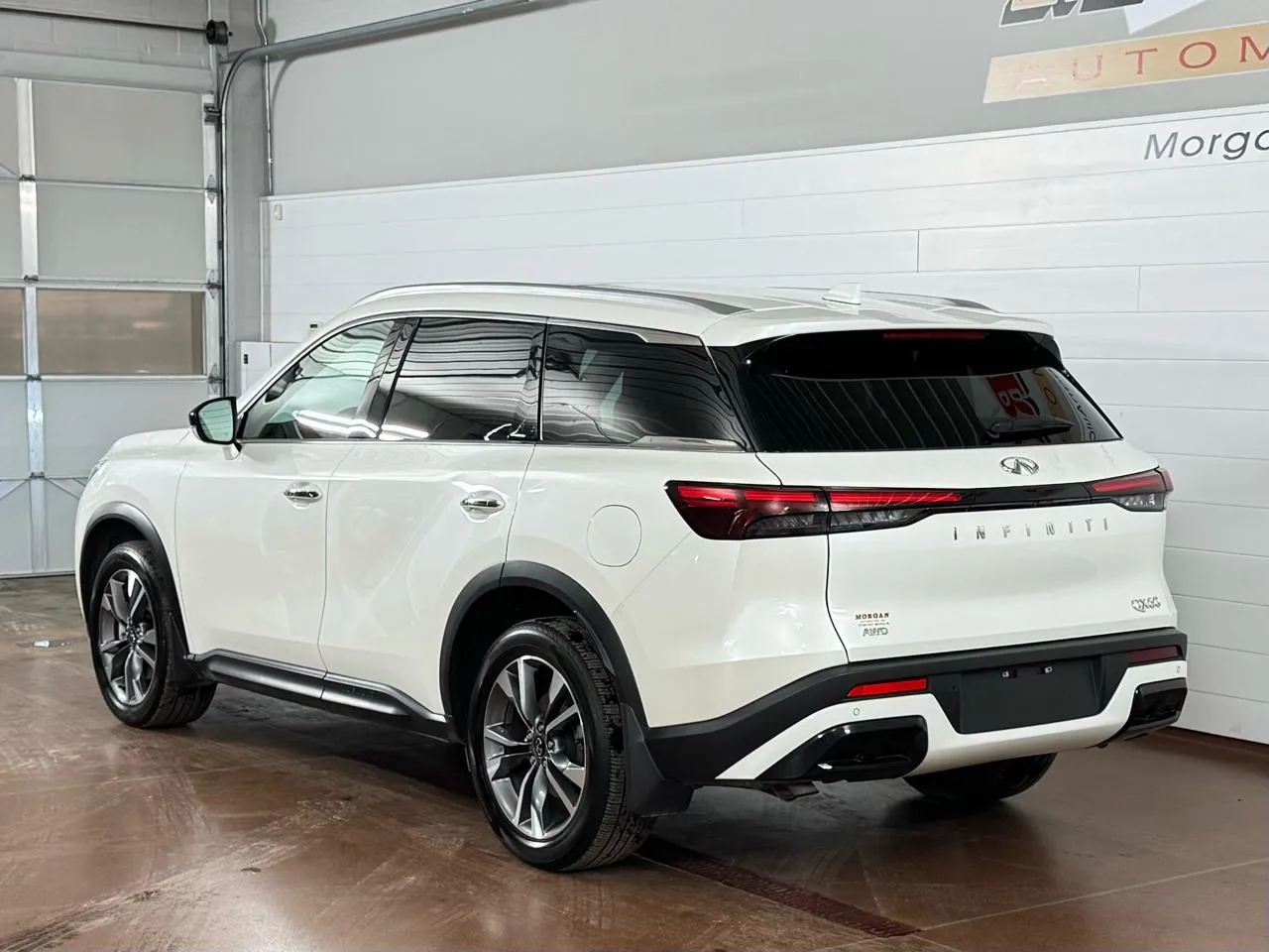2025 INFINITI QX60 LUXE - Photo 5