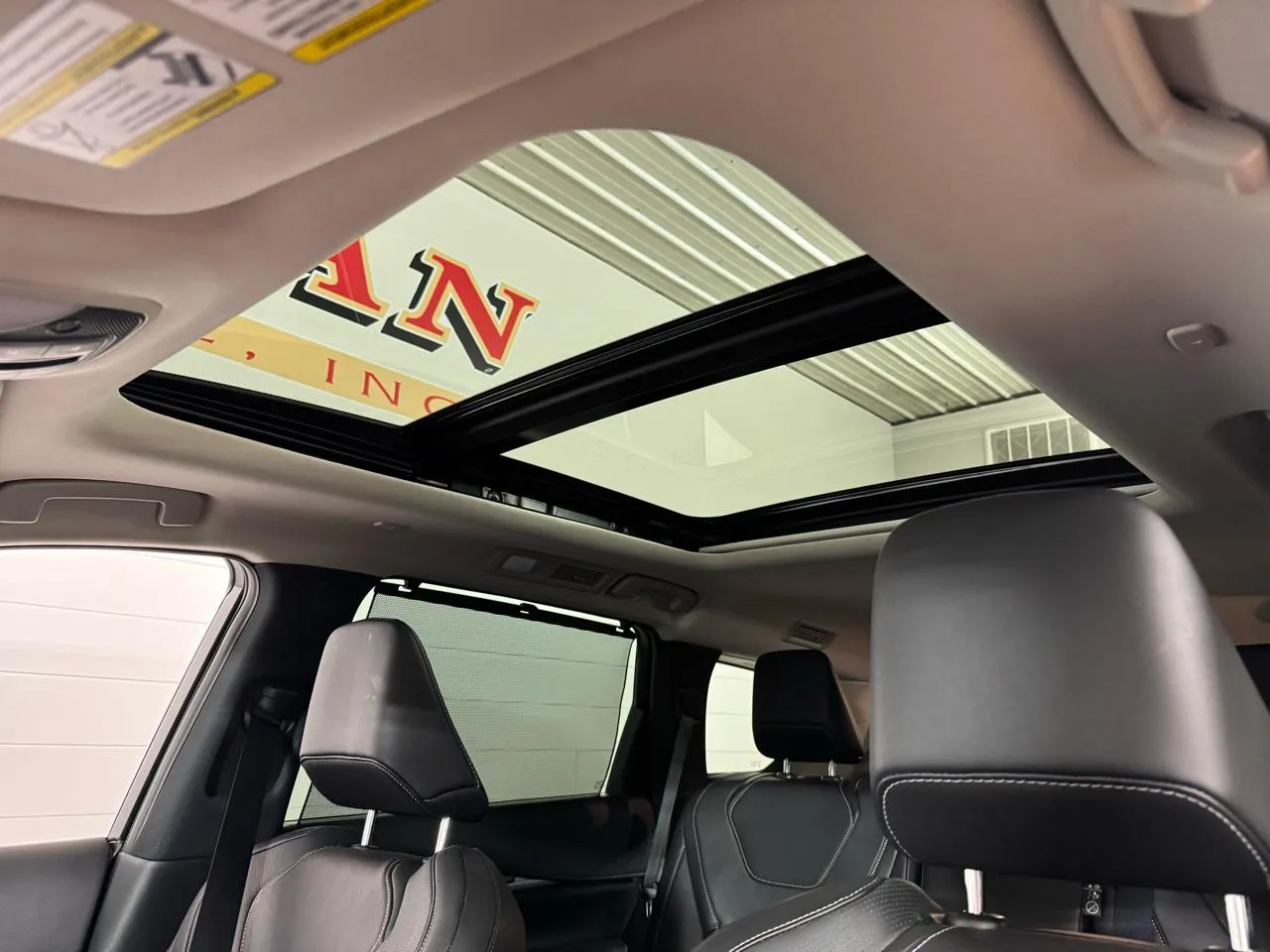 2025 INFINITI QX60 LUXE - Photo 15