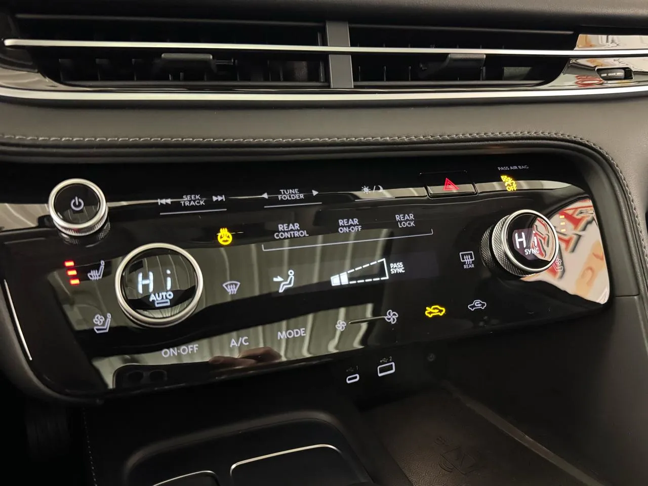 2025 INFINITI QX60 LUXE - Photo 27
