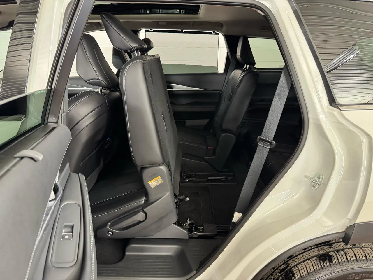 2025 INFINITI QX60 LUXE - Photo 33