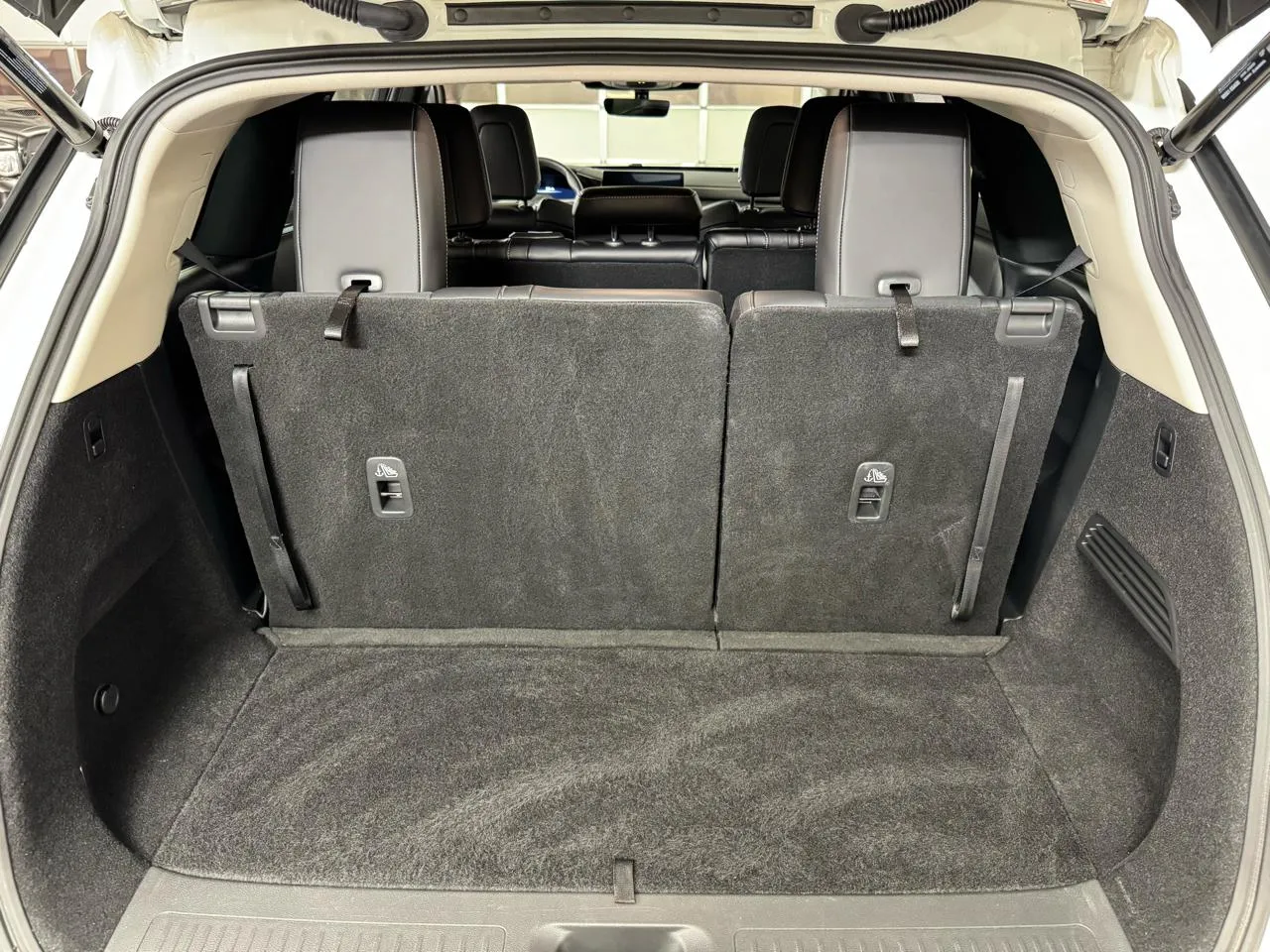 2025 INFINITI QX60 LUXE - Photo 38