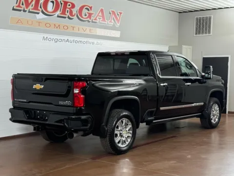Another view of 2024 Chevrolet Silverado 2500HD 4WD Crew Cab Standard Bed High Country for sale in Manheim, PA at Morgan Automotive