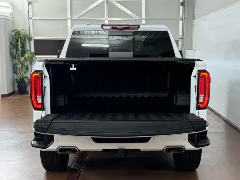 More photos of 2024 GMC Sierra 1500 4WD Crew Cab Short Box AT4 at Morgan Automotive, PA